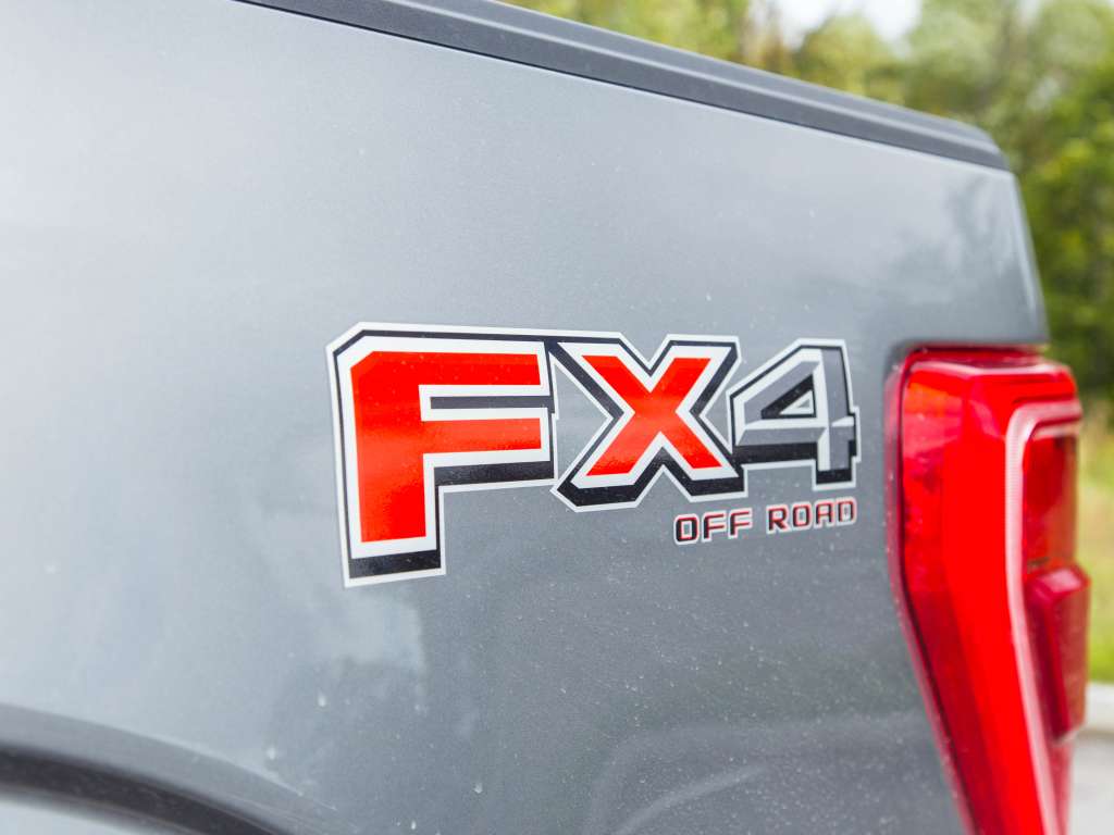 Ford F150 XLT | GPS | 4X4 | 4 PORTES | MAGS | 2021