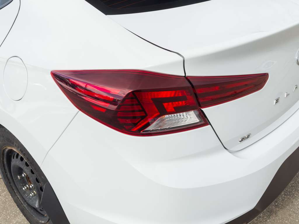 Hyundai Elantra ESSENTIAL | MANUELLE | BANCS CHAUFFANT | 2020