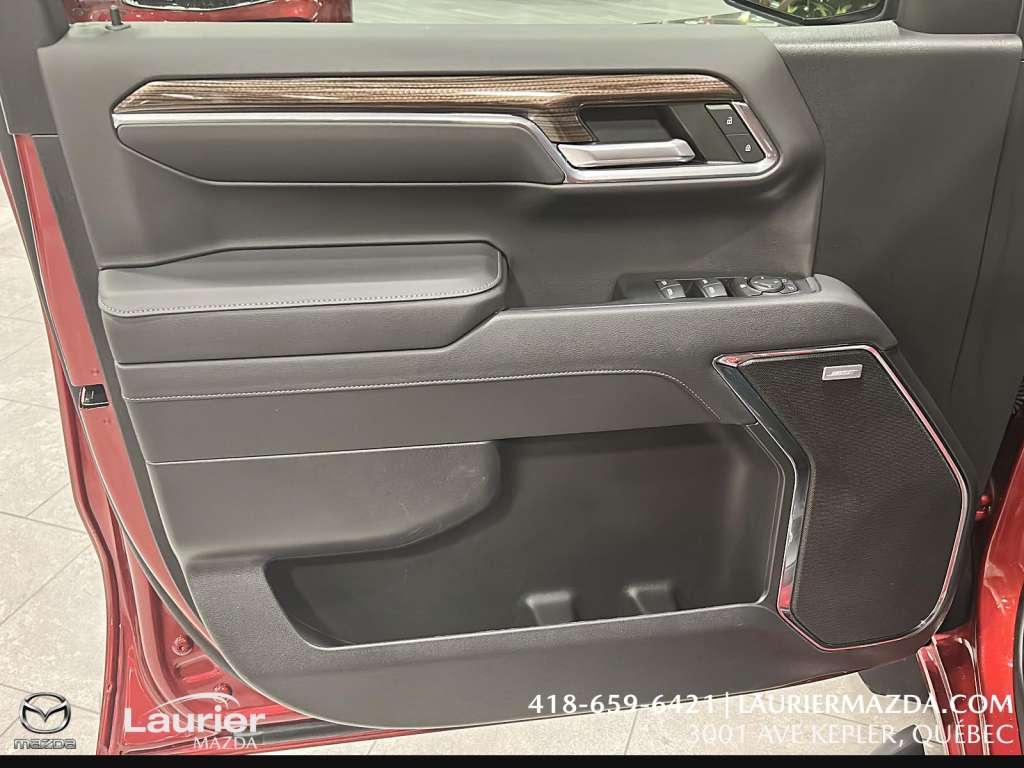 Chevrolet Silverado 1500 RST 4RM | Z71 | V8 5.3L | AUDIO BOSE | ÉCRAN 13po 2023