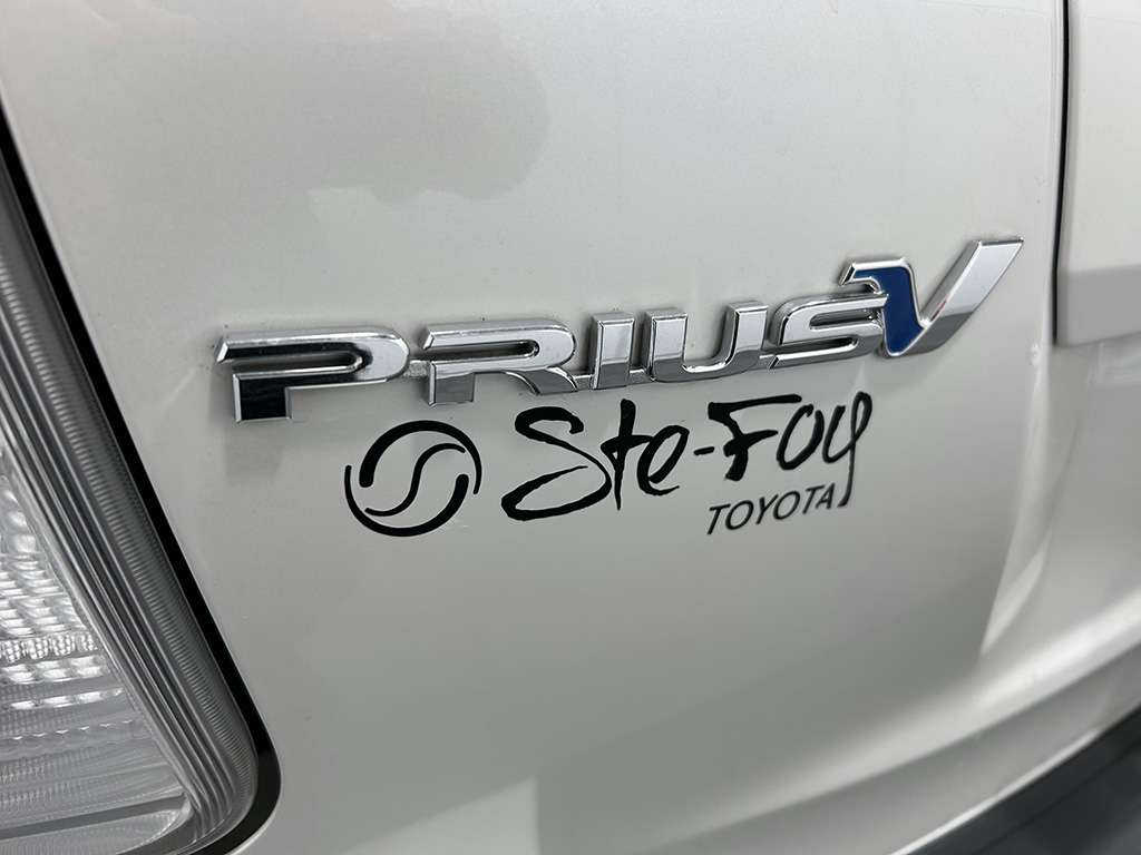 Toyota Prius V GROUPE DE LUXE - INT. CUIR - SYSTEME DE NAVIGATION 2017
